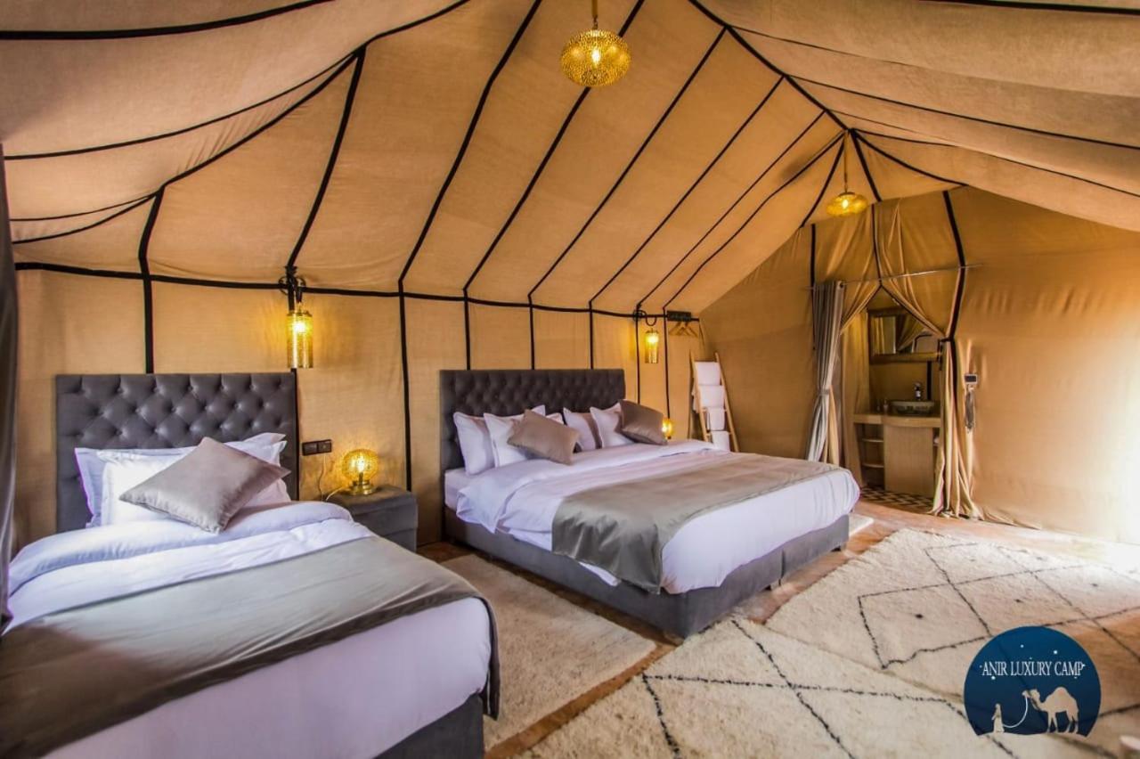Sahara Luxury Camp Vip Hotel เมอร์ซูกา ภายนอก รูปภาพ