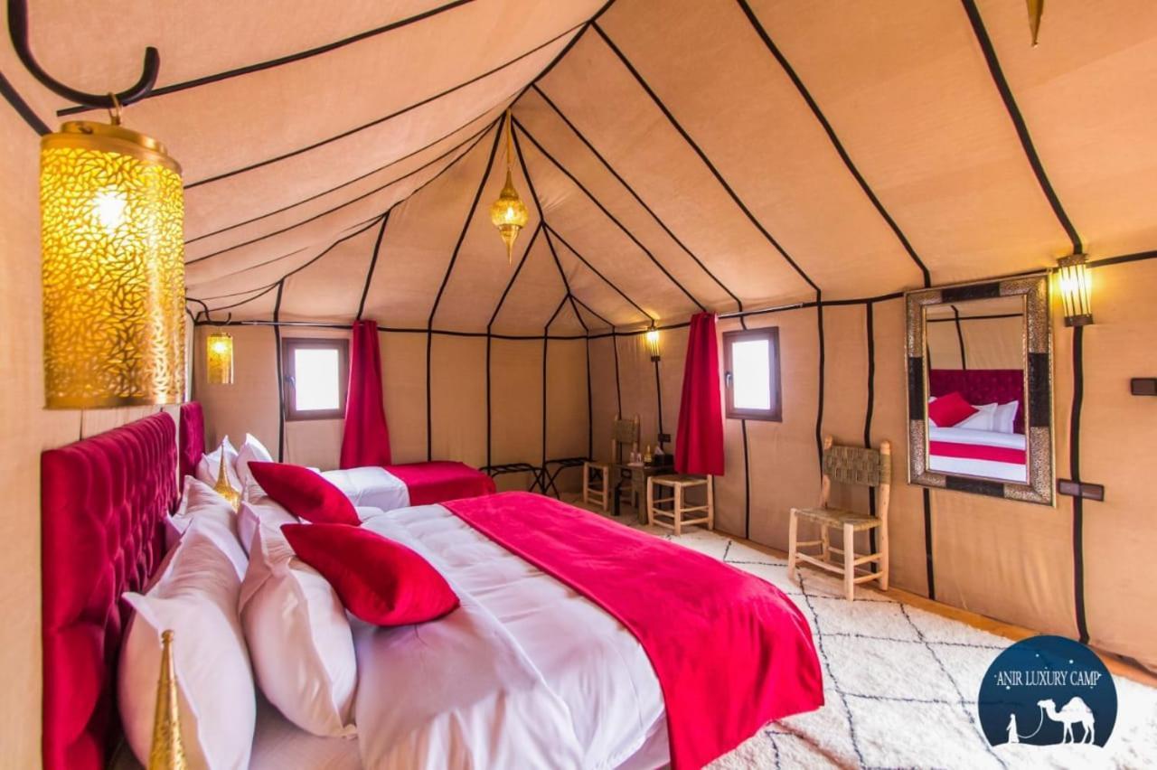 Sahara Luxury Camp Vip Hotel เมอร์ซูกา ภายนอก รูปภาพ