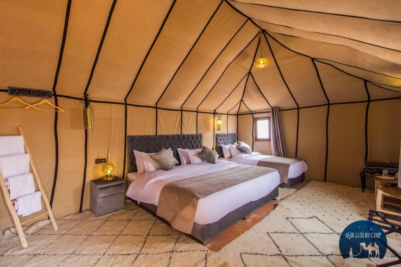 Sahara Luxury Camp Vip Hotel เมอร์ซูกา ภายนอก รูปภาพ