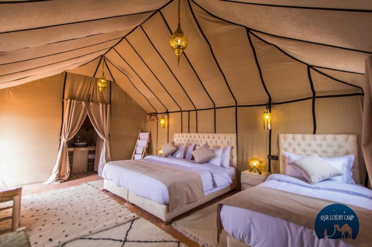 Sahara Luxury Camp Vip Hotel เมอร์ซูกา ภายนอก รูปภาพ