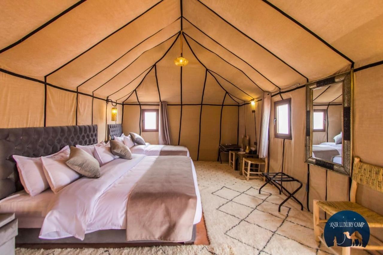 Sahara Luxury Camp Vip Hotel เมอร์ซูกา ภายนอก รูปภาพ